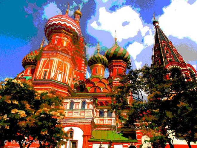 Another cupcake, please -- just go easy on the frosting. (St. Basil's Cathedral, Moscow) 